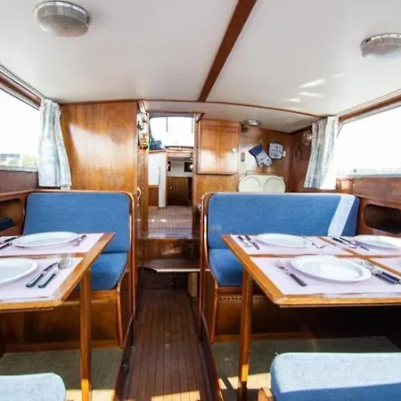 Daire Bruzer Boat 4-6p Boco Living Marina *